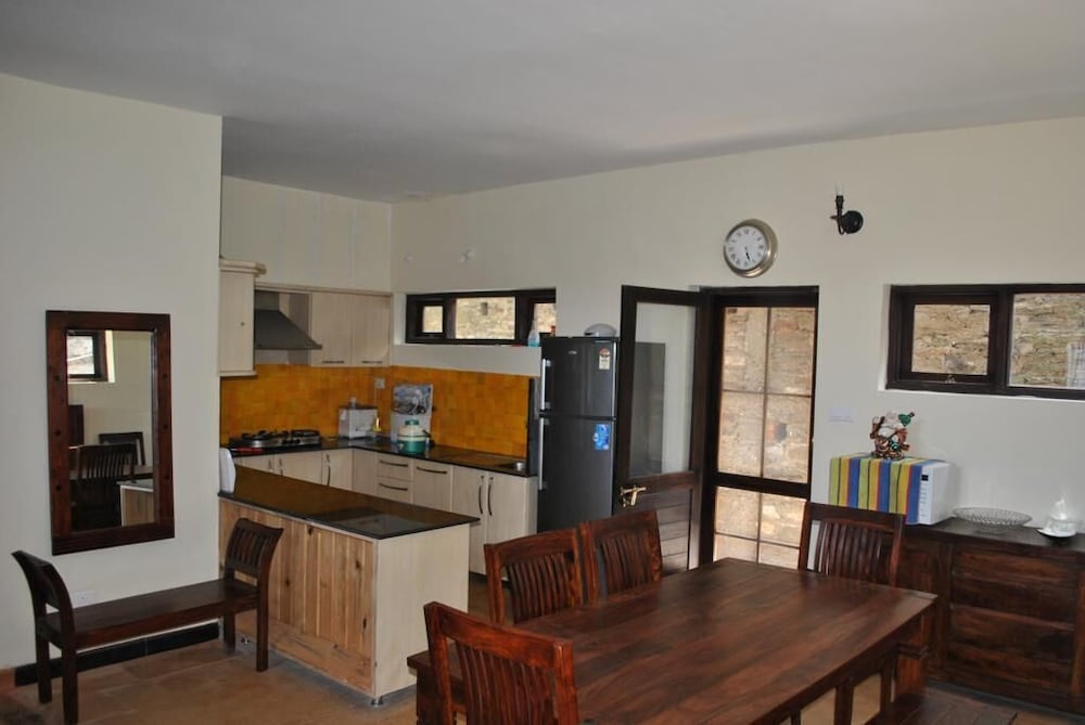 Фото The Himalayan Lodge