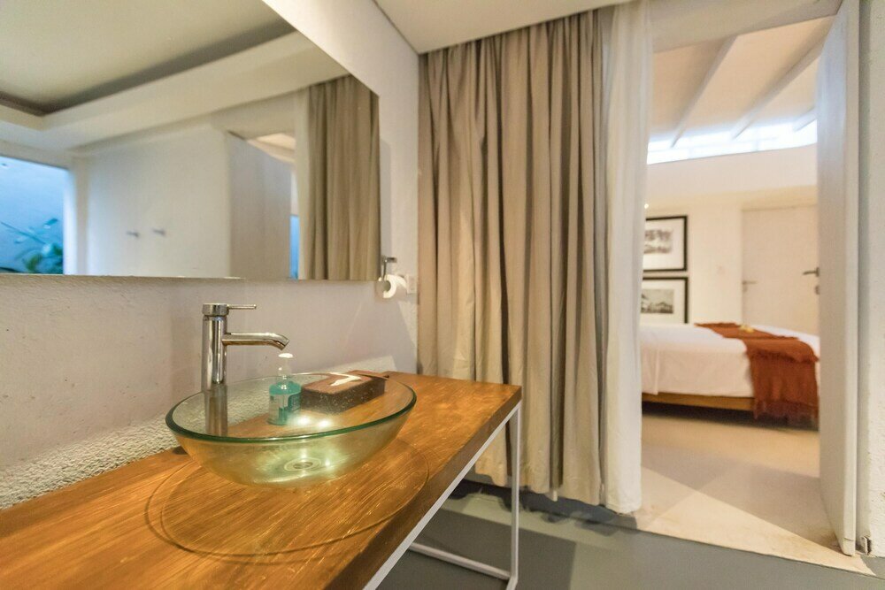 Фото Villa Yasa Canggu by Bali Villas R Us