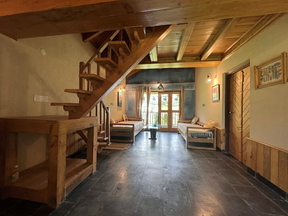 Фото Osho Himalayas