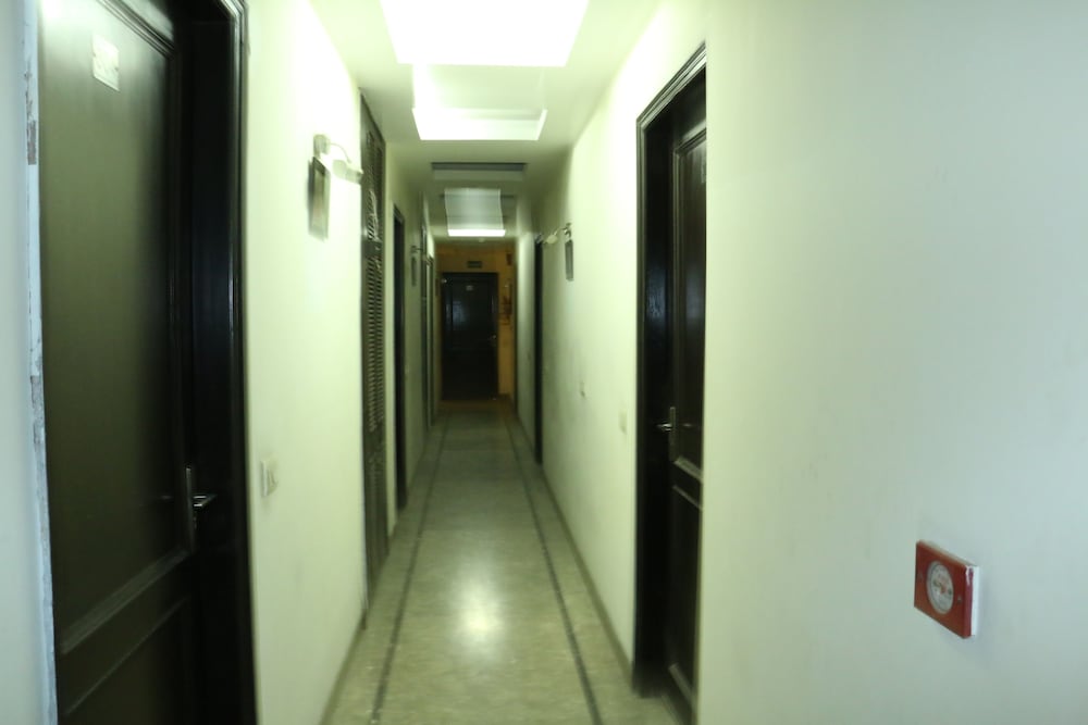 Фото Airport Hotel Delhi Aerocity Inn