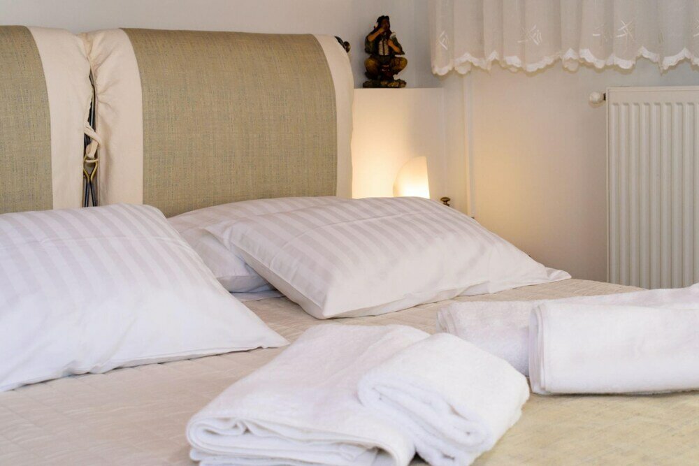 Фото Xenios Dias Apartments