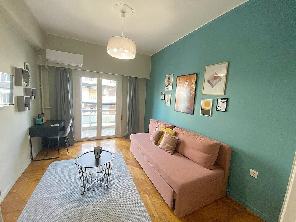 Фото Check Point - Syngrou Fix