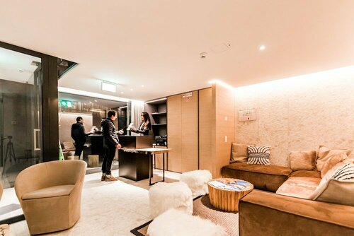 Hotel The Base, Andermatt, photo