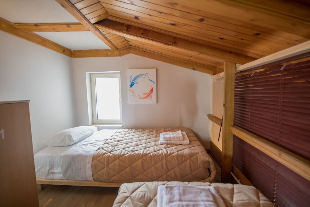 Фото Mosaic Home - Hostel