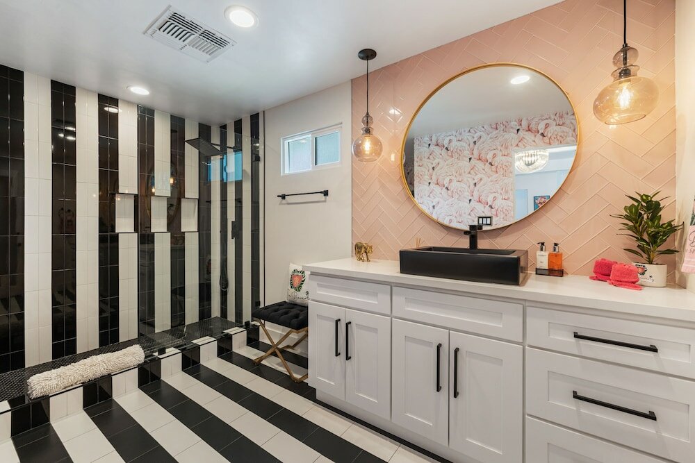 Фото The Blush & Beverly