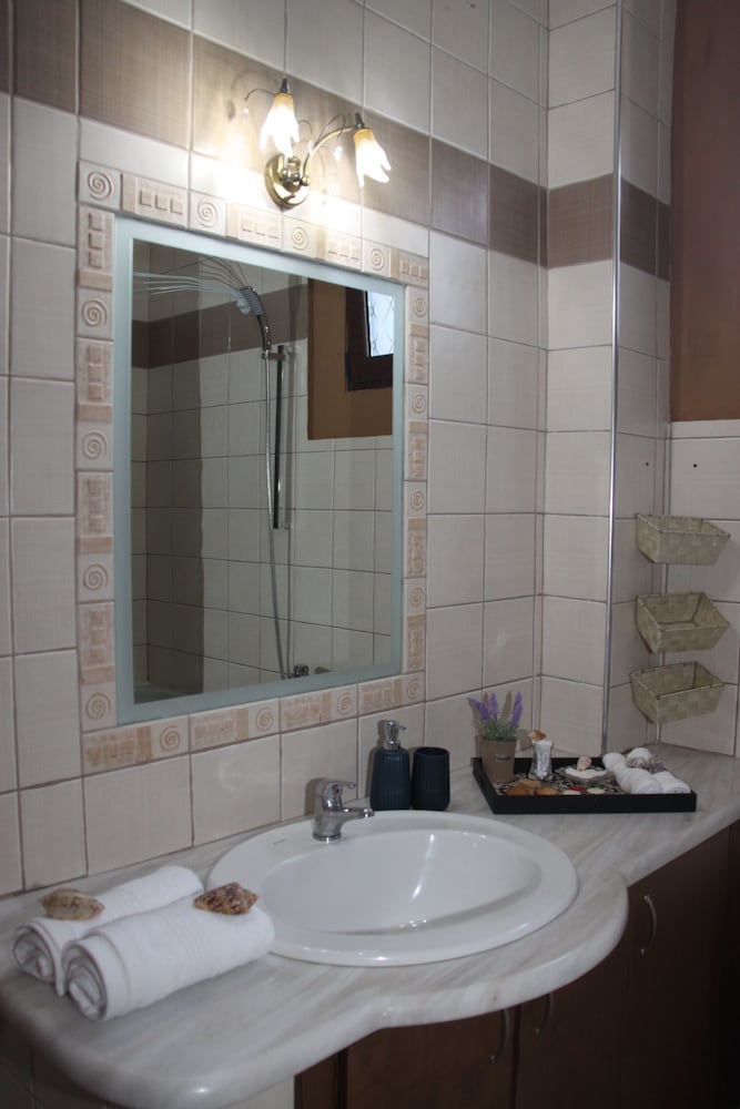 Фото Villa Dolla Paradise by Ghh