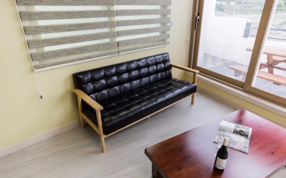 Фото Yeosu Ocean View Pension