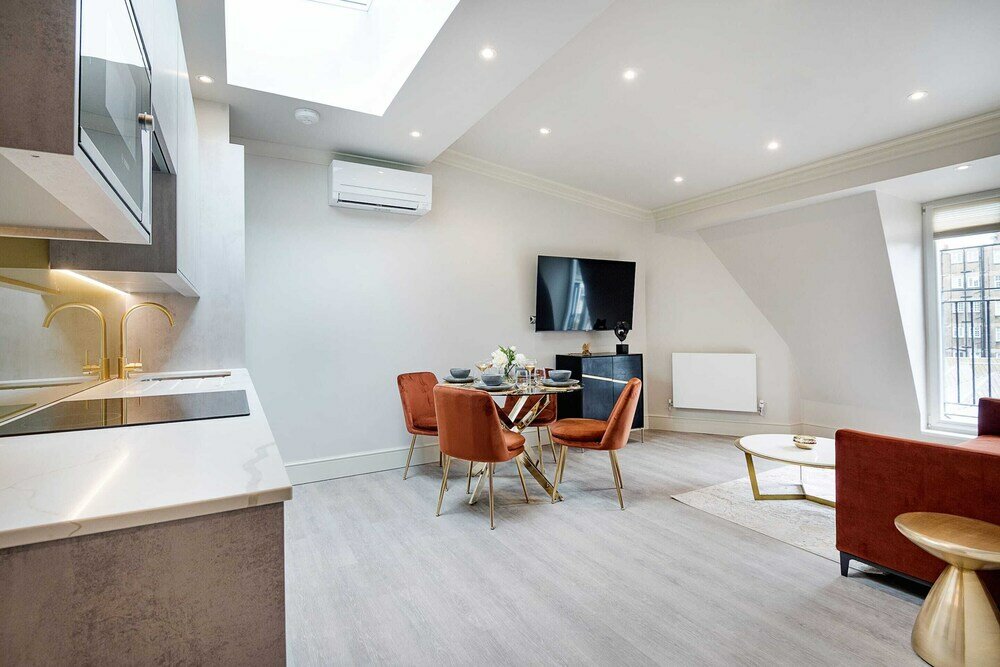 Фото Marble Arch Suite 9-hosted by Sweetstay