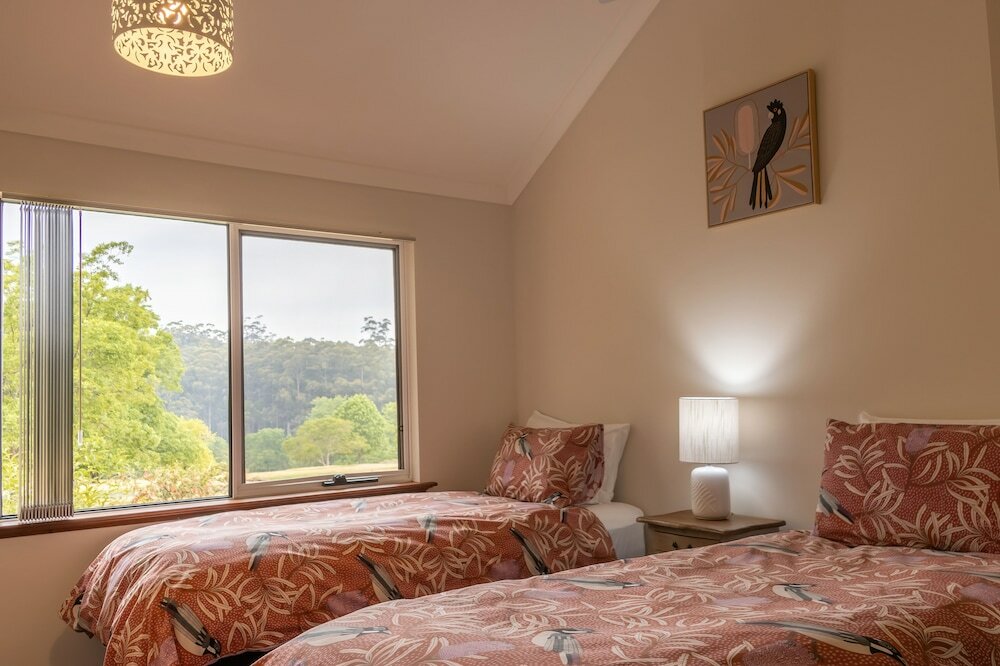 Фото Serenity House Pemberton