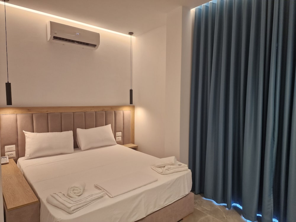 Фото Monel Hotel