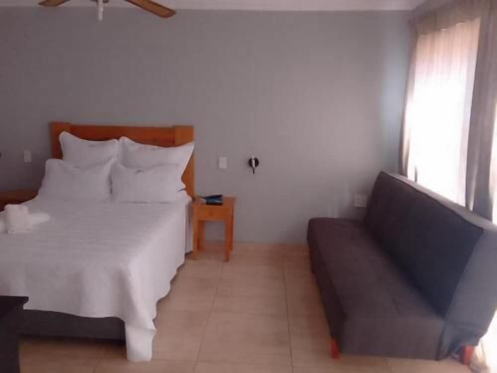 Фото Kennzy Guesthouse