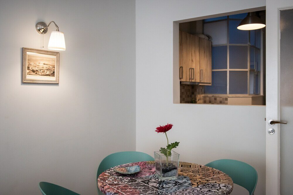 Фото Blue Ark Acropolis Light