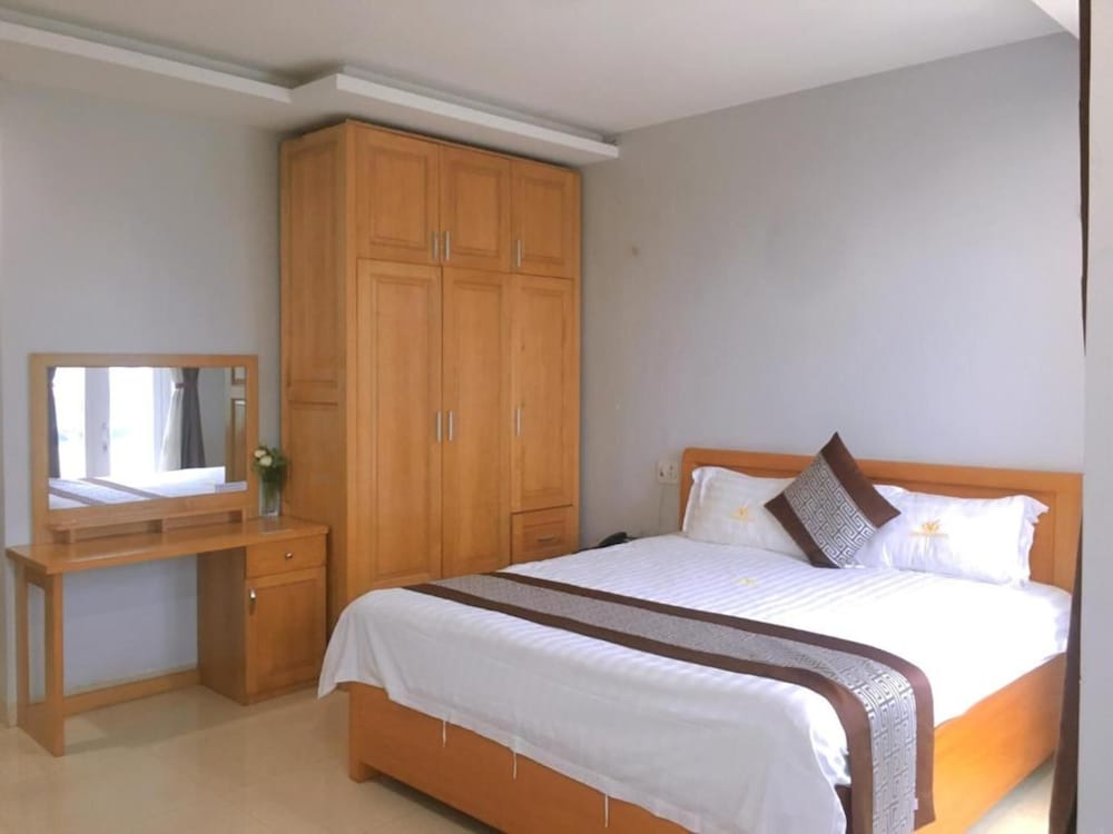 Фото Song Hong View Hotel