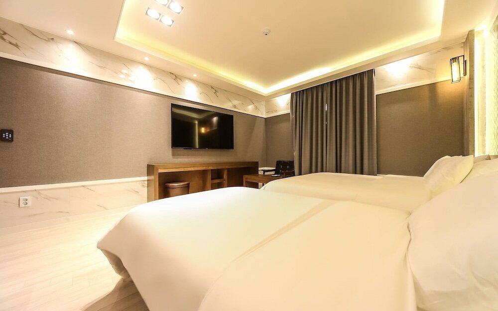 Фото Uljin Hupohang Hotel Hu