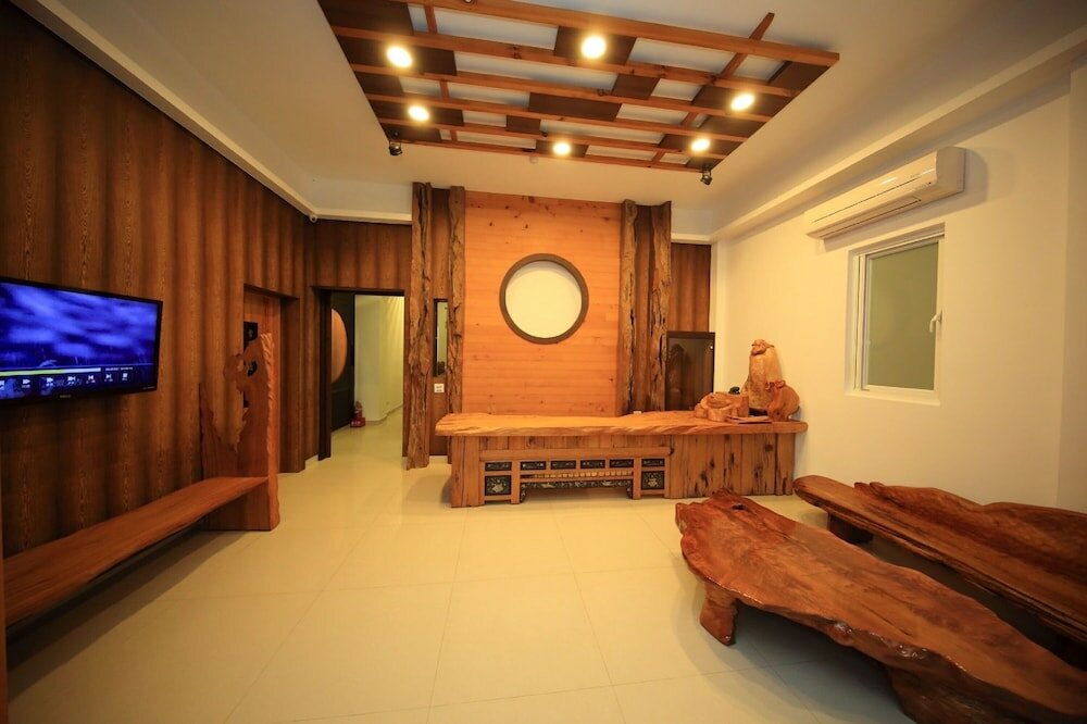 Фото Liuqiu Wood