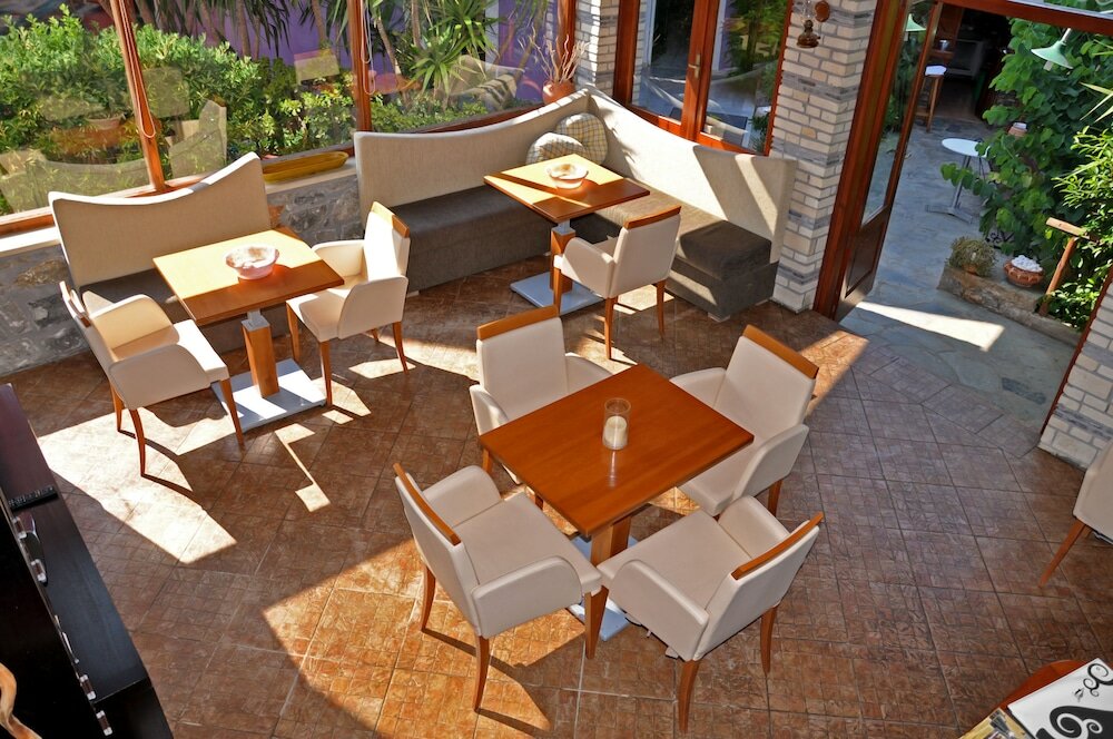 Фото Poledas Apartments