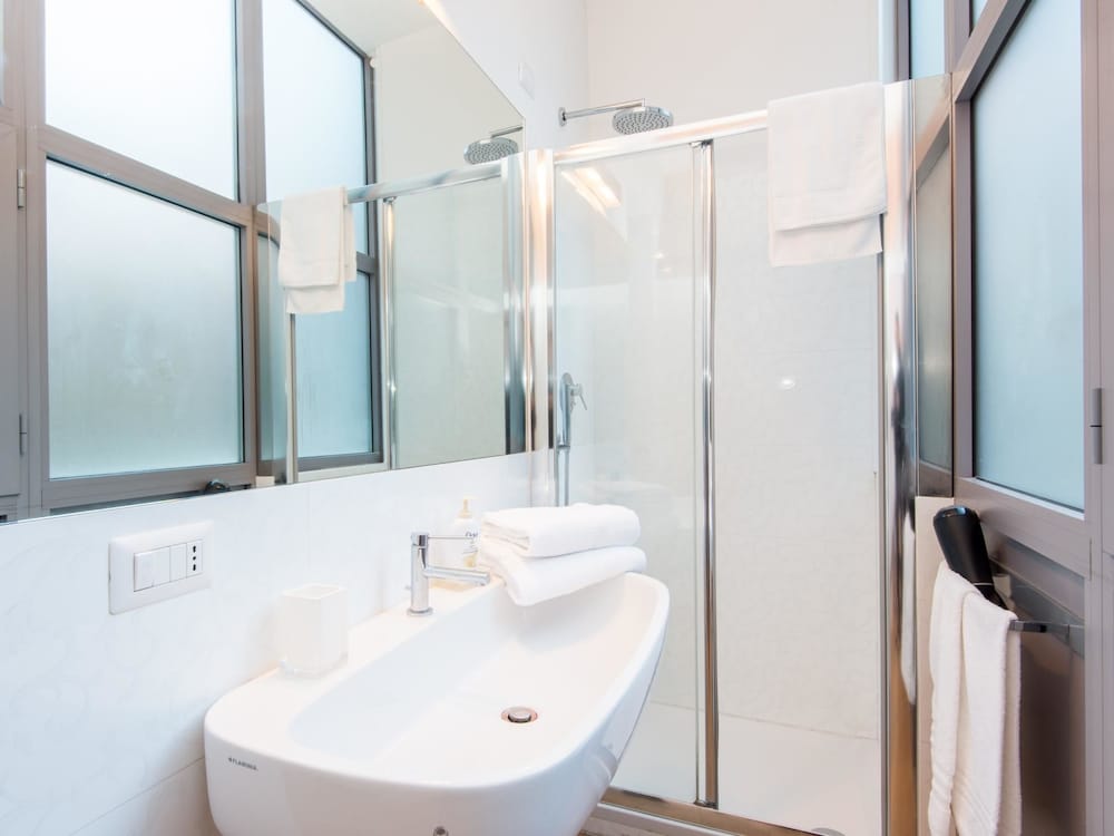 Фото Rsh Trevi Fountain Luxury Apartment