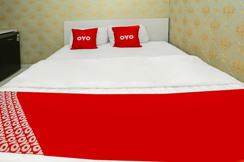 Фото Oyo 92306 Barata Hotel