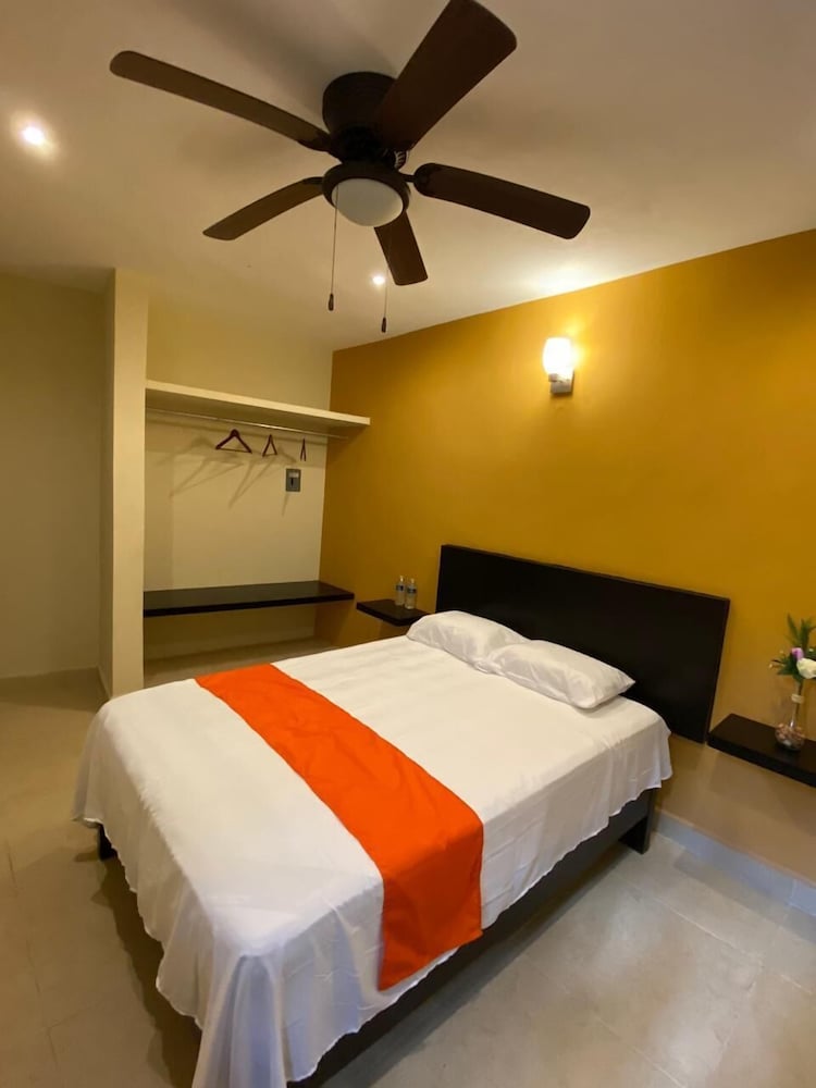 Фото Los Candiles