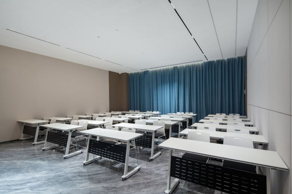 Фото Yizhi Hotel Wetland Park branch