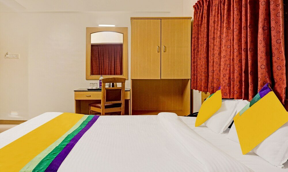 Фото Itsy by Treebo - Crown Inn