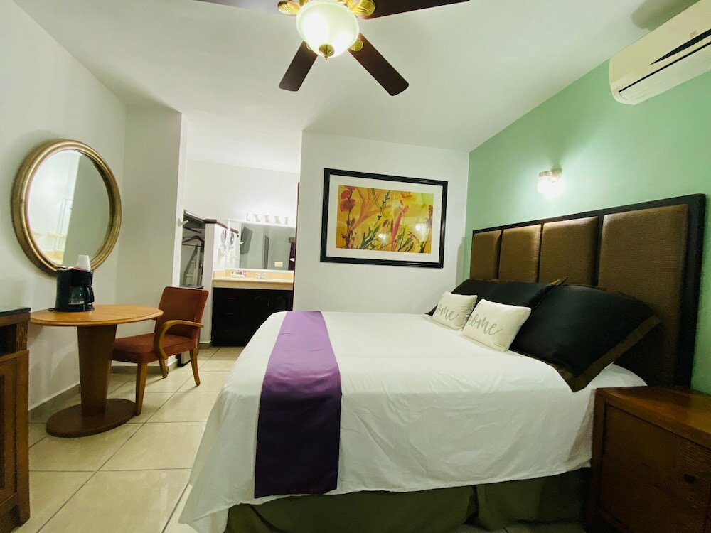 Фото Cactus Inn Los Cabos