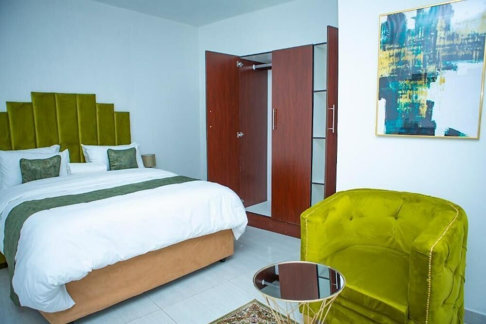 Фото Platinum Eagle Guest House