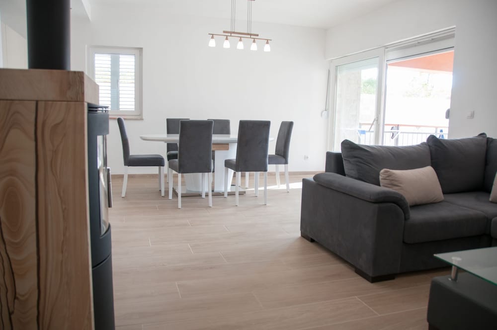 Фото Hvar-Holiday Apartments