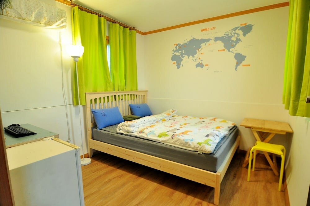 Фото Backpackers Inside - Hostel