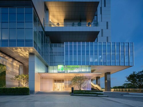 Гостиница Holiday Inn Express Shenzhen Guangming Cloud Park, an Ihg Hotel в Дунгуани