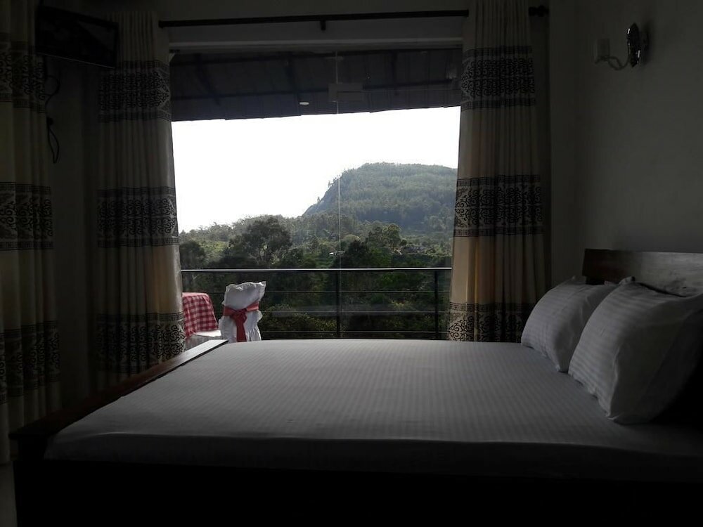 Фото The Onex Paradise Ella