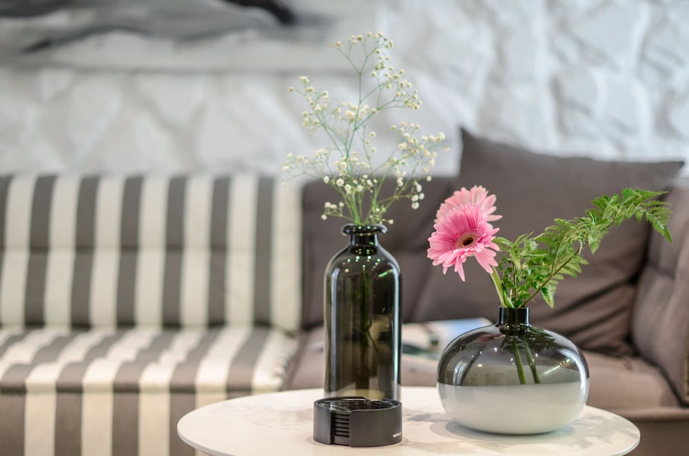 Фото Elegant Apartments