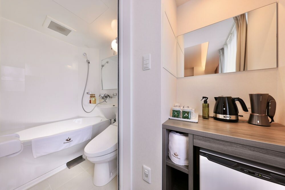 Фото Kyoto Crystal Hotel III