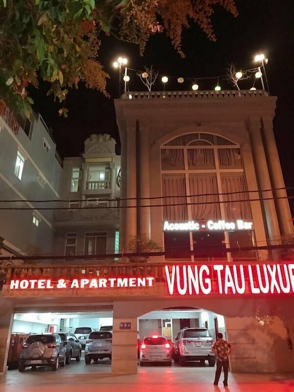 Гостиница 7s Hotel Lux ubus Beach Vung Tau в Вунгтау
