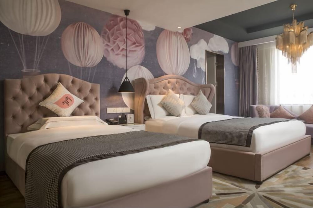 Фото Feeling Hotel