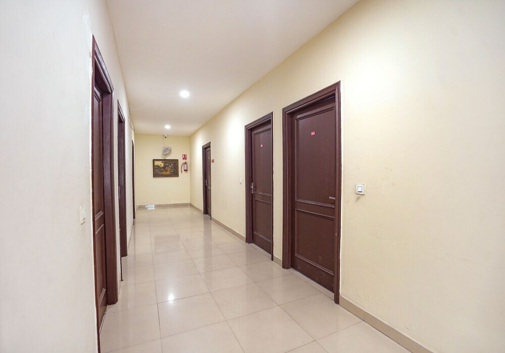 Фото Fabhotel Grand Inn