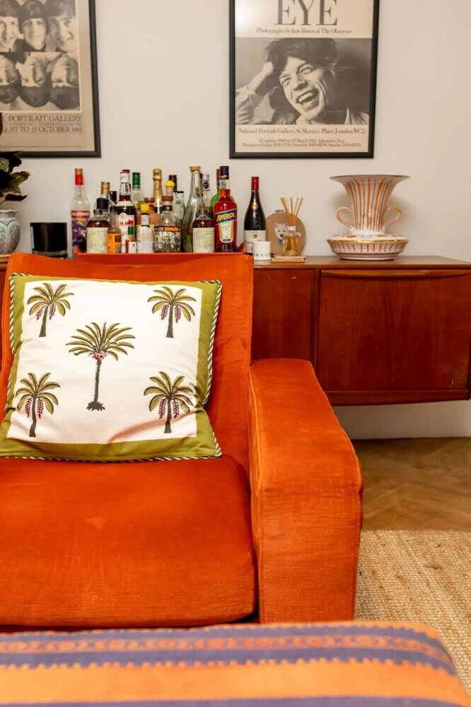 Фото Beautiful 2 Bedroom Townhouse With Garden in Kentish Town