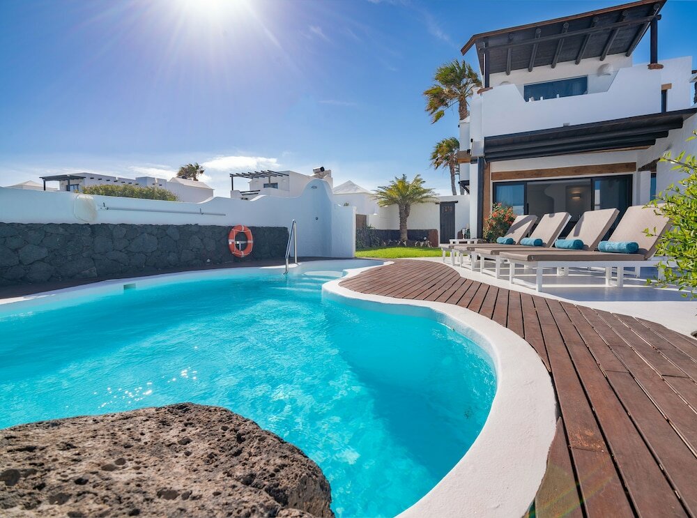 Фото Kamezí Boutique Villas