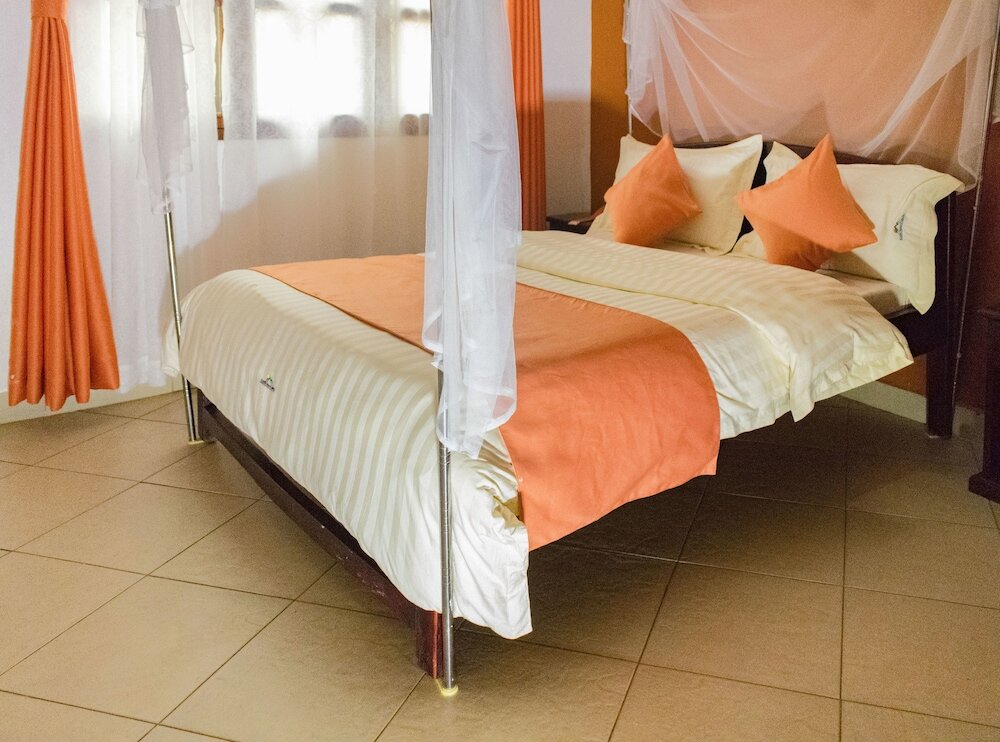 Фото Elgon Heights Motel