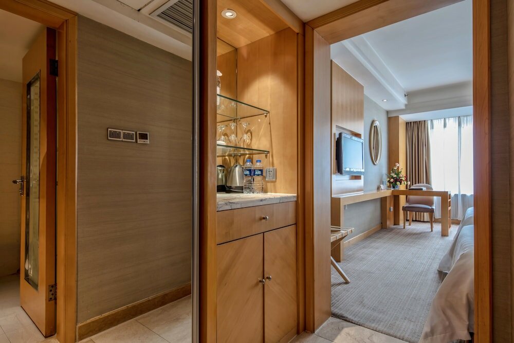 Фото Yungang Jianguo Hotel