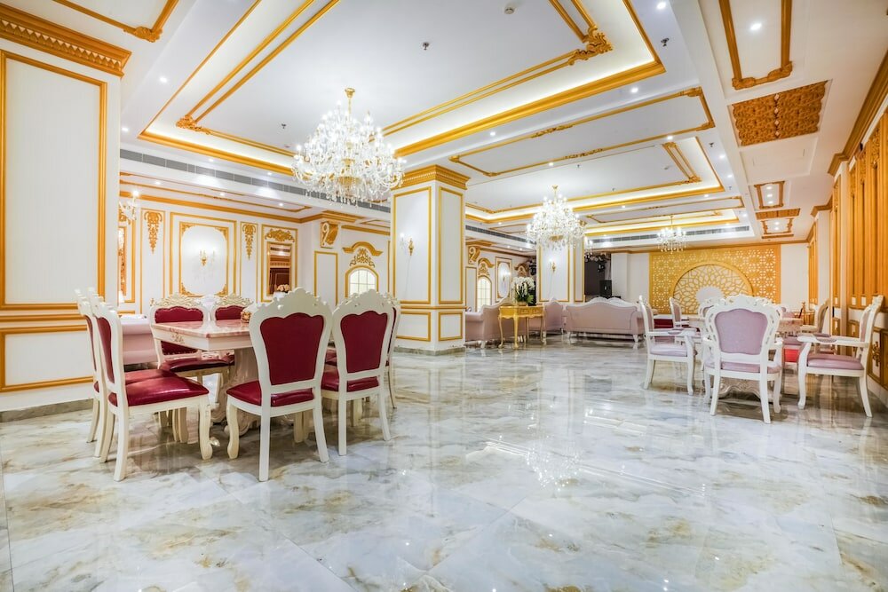 Фото All Heavens Gold