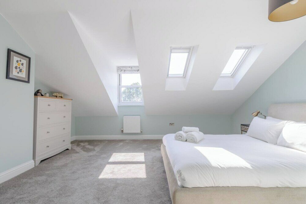 Фото Beautiful & Modern 3bd House- Kennington!