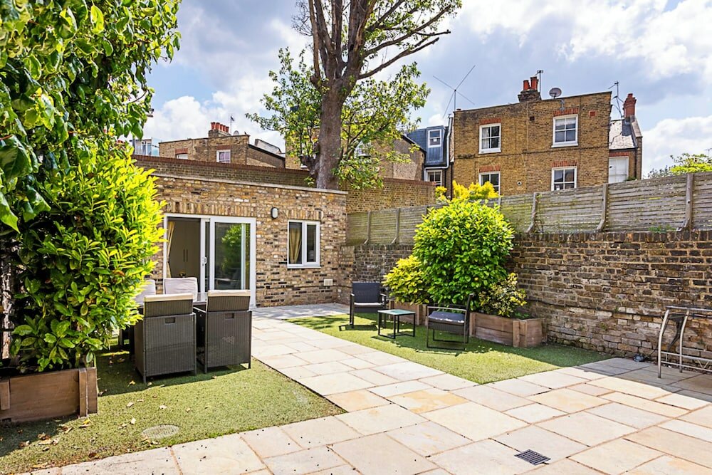 Фото Charming Garden Studio