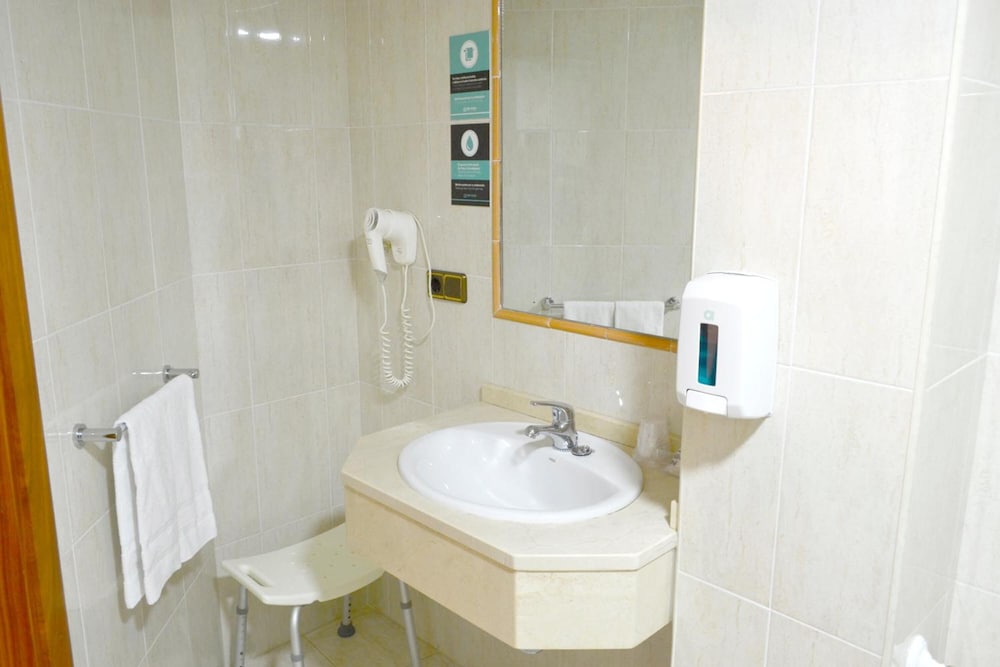 Фото Hotel Los Templarios