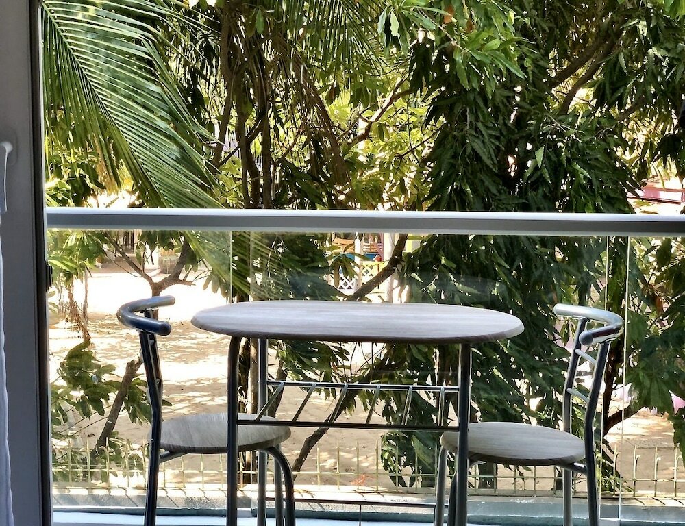 Фото Luxury Apartments in Grand Avenue