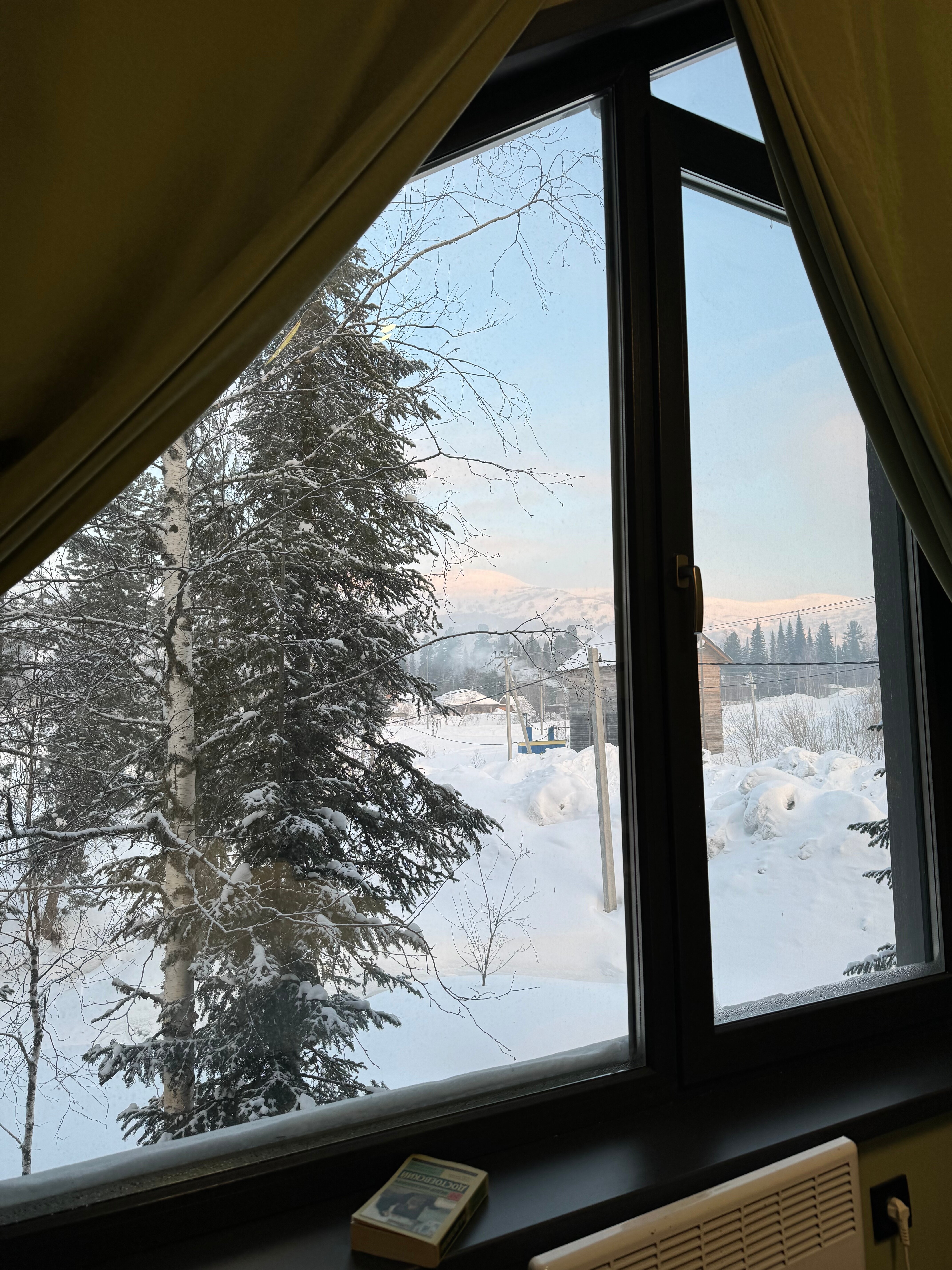 Фото Chalet Needles