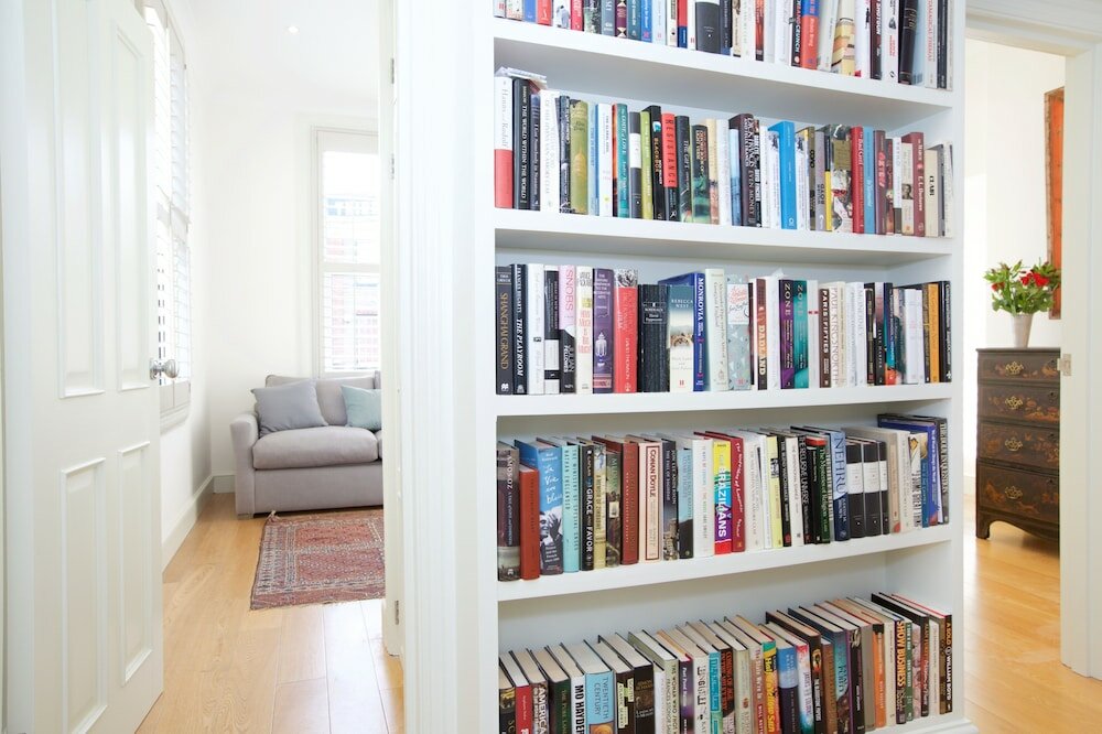 Фото Altido English Retro 2br Apt Near Battersea Park