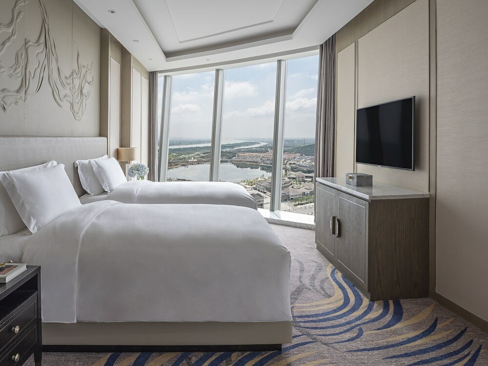 Фото Langham Place Changsha