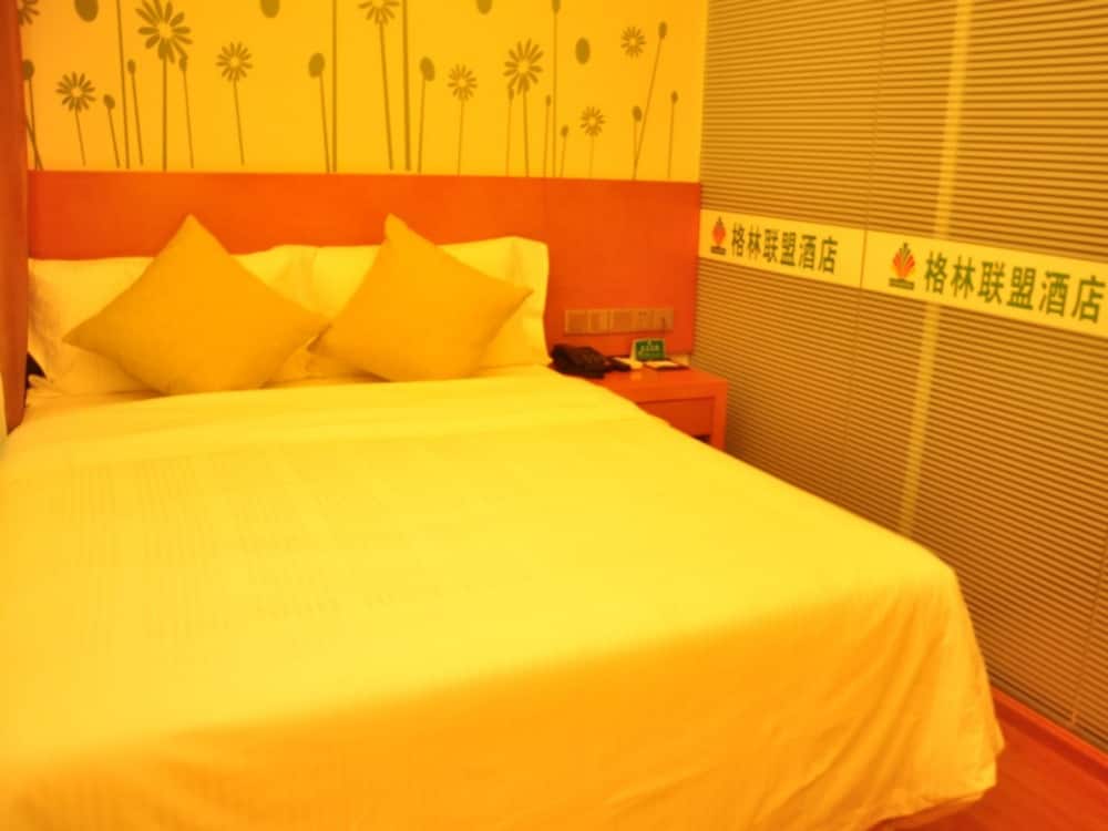Фото GreenTree Alliance Sanya Jiyang District Yalongwan Road Hotel