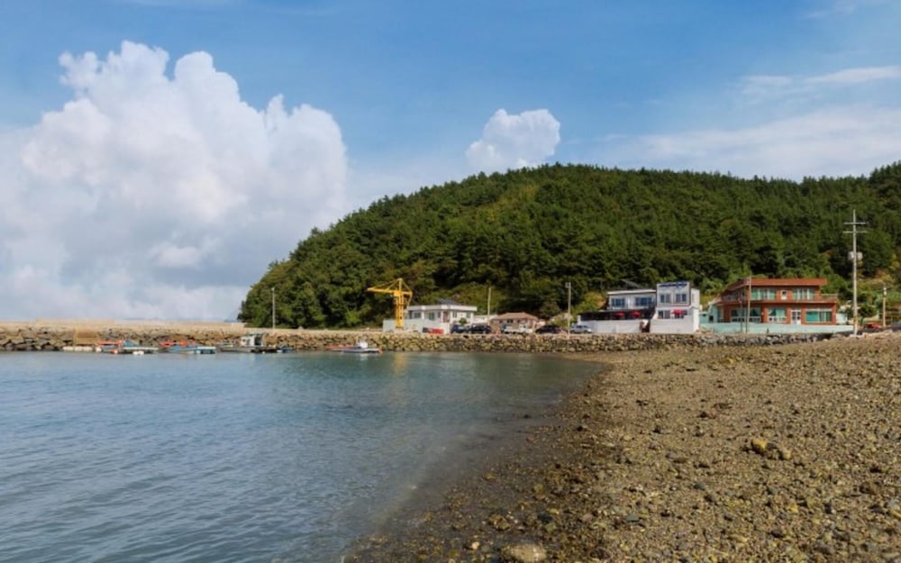 Фото Yeosu Ocean View Pension